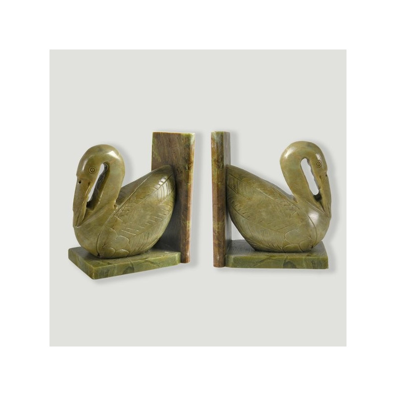 Kenyan Soapstone, Book Support. Pelican model 12cm Kenyan Soapstone, Book Support. Pelican model 12cm