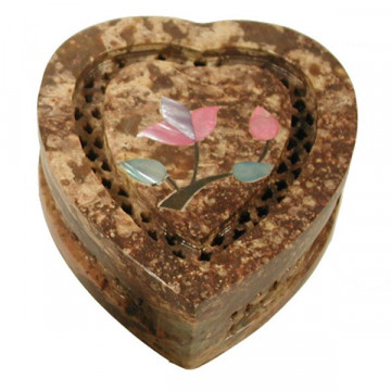 Heart box  with incrustations 10cm