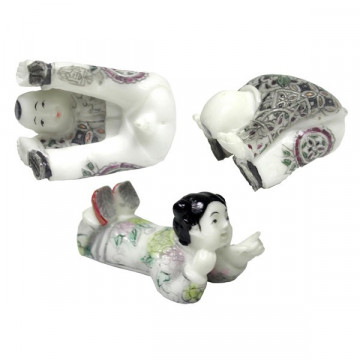 Resin boy and girl couple figure