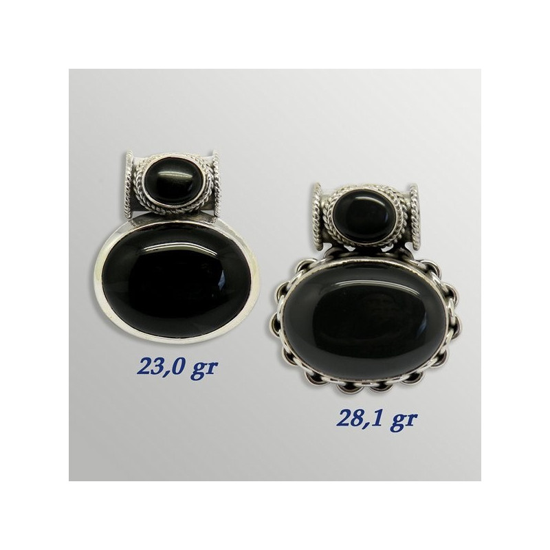 Silver pendant. Double Cabochon. ONYX. 23 to 28gr. Silver pendant. Double Cabochon. ONYX. 23 to 28gr.