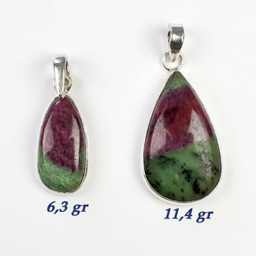 Silver pendant. ZOISITE WITH RUBY. 6 to 11gr.