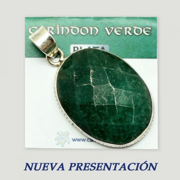 Silver pendant. GREEN CORUNDUM. 14 to 21gr.