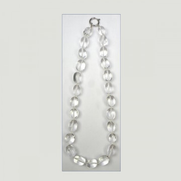 Collar rodado con cierre. Cristal roca