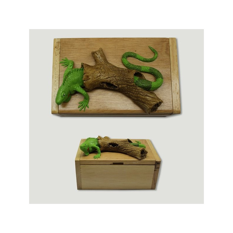 Caja madera Lagarto en tronco. 7x12cm Caja madera Lagarto en tronco. 7x12cm