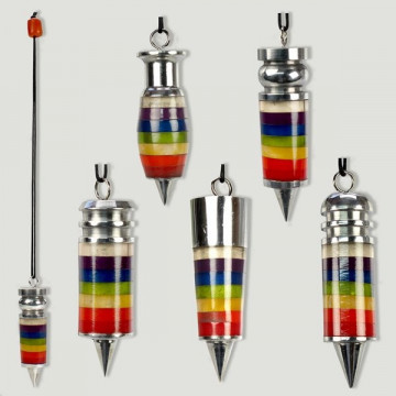 Pendulo metal y cordón 7Cm modelos y colores surtidos