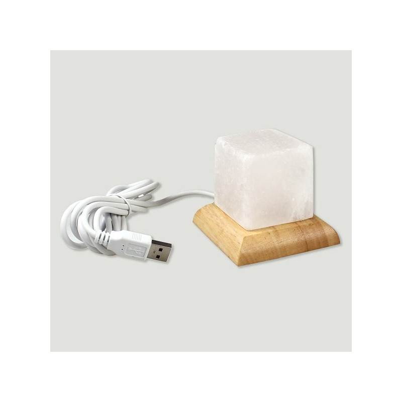 Lámpara de sal. Modelo cubo con LED y USB. 7-8cm Lámpara de sal. Modelo cubo con LED y USB. 7-8cm