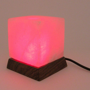 Lampara Cubo sal blanca luz roja USB