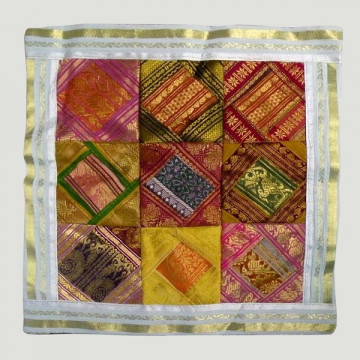 Cojin tela Patchwork. 40X40cm