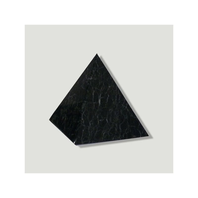 Pirámide Onix PK negro 8x8cm Pirámide Onix PK negro 8x8cm