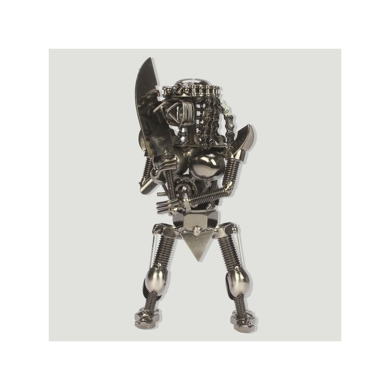 Figura metal robot con puñal grande 19cm Figura metal robot con puñal grande 19cm
