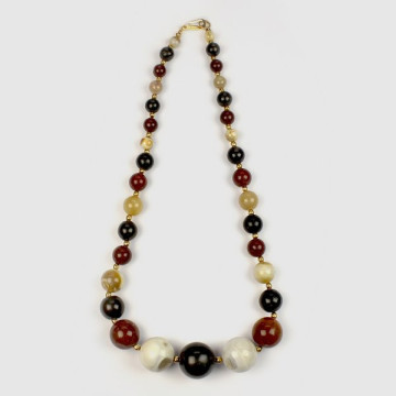 Collar bola degrade Agata y dorado. Procedencia India. 45cm