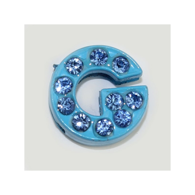 Gancho 30 – Letra cristal G. Colores surtidos. Gancho 30 – Letra cristal G. Colores surtidos.