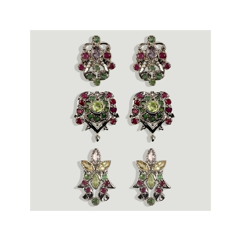 ESMERALDE, RUBIS, PIERRE TAILLÉE. Boucles d'oreilles Silverplated. ESMERALDE, RUBIS, PIERRE TAILLÉE. Boucles d'oreilles Silverplated.