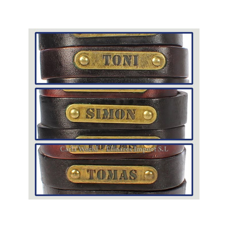 Gancho 56 – Pulsera piel con nombre. Letras S,T: Toni, Simón y Tomás Gancho 56 – Pulsera piel con nombre. Letras S,T: Toni, Simón y Tomás
