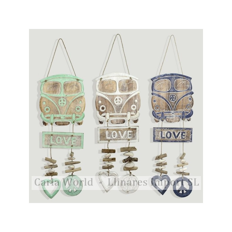 Furgo madera. Placa LOVE con tronquitos 20x54cm. Colores surtidos Furgo madera. Placa LOVE con tronquitos 20x54cm. Colores surtidos
