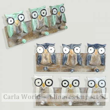 Triple wood hanger Owls. Assorted colors. 32x14cm
