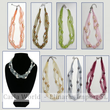 Pearl necklace with silk 3 turns. Assorted colors