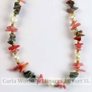 Hook 67 - Pearl and mineral necklace