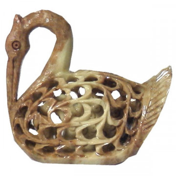 Soapstone Pelicano carved 8 cm