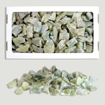 Jade. Peças maciças. 1.5k aproximadamente 26x14cm (caixa)