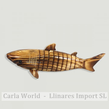 Wooden shark with movement. 21x7cm