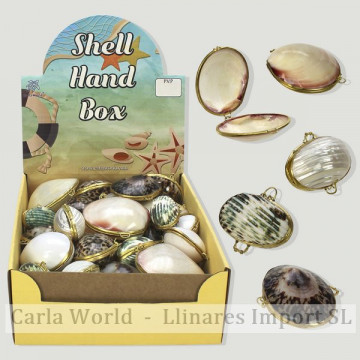 SHELL HAND BOX. Pillboxes/cajitas with assorted shells