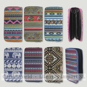 Fabric wallet with 1 zipper. 20X10cm. Assorted colours