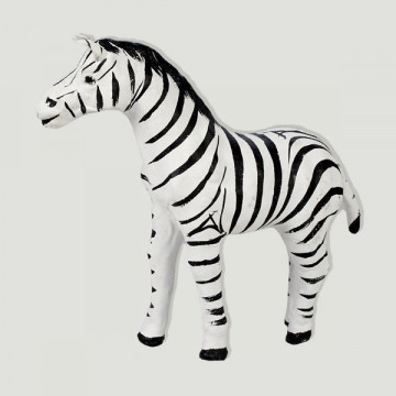 Artesanato indiano. Zebra de algodão branco. 15cm