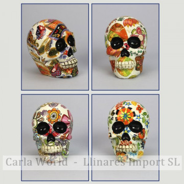 Resin skull. Painted flowers and leaves. Assorted.6x4,5x9cm
