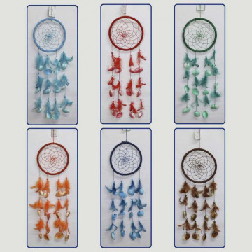 Movil dreamcatcher. Conchas y plumas. Colores surtidos. 15x40cm