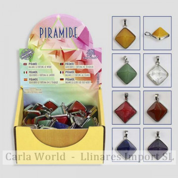 PIRAMIDE. Pendentif minéral. 