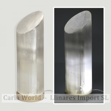 Selenite lamp. Cylindrical with white light and USB with adapter. 32cm
