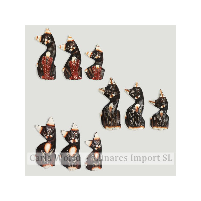 Set 3 gatos madera. 14/13/11cm Set 3 gatos madera. 14/13/11cm
