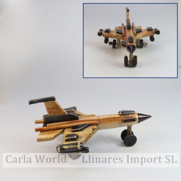 Vehiculo madera avion F16 pequeño. 18x8,5x14cm