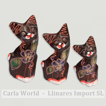 Set 3 Wooden Cats. Flower model. 14/13/11cm