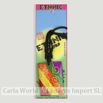 GANCHO 53. Colgante madera pintada. Modelos surtidos. 