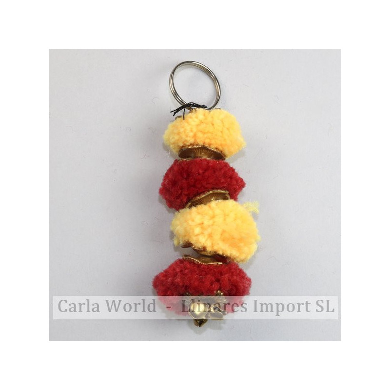GANCHO 10. Diversos chaveiros com pompom / conchas. GANCHO 10. Diversos chaveiros com pompom / conchas.