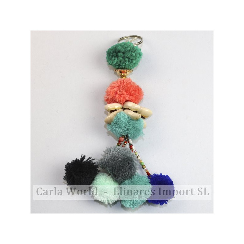 GANCHO 11. Diversos chaveiros com pompom / conchas. GANCHO 11. Diversos chaveiros com pompom / conchas.