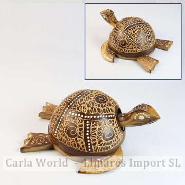 Tortuga madera cabeza oscilante. Modelos surtidos. 16x8x16cm