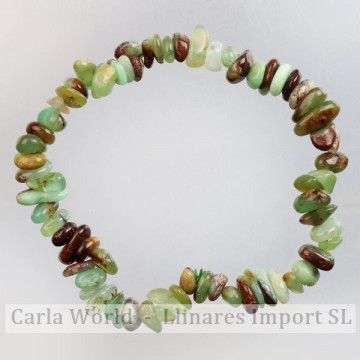 Elastic chip bracelet. Chrysoprase