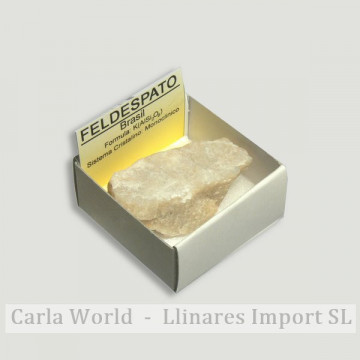 4x4 box - Feldspar - Brazil.