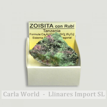 4x4 box - Zoista with Ruby - Tanzania.