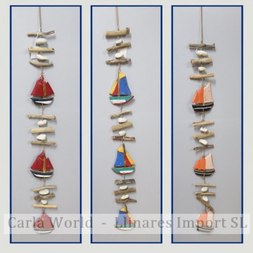 Móvil madera y tronquitos 3 barcos. Colores surtidos. 80-90cm. 