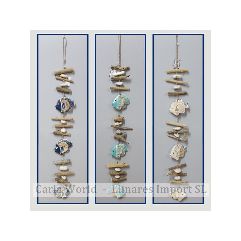 Wooden mobile and 3 fish trunks. Assorted colors. 80-90cm. Wooden mobile and 3 fish trunks. Assorted colors. 80-90cm.