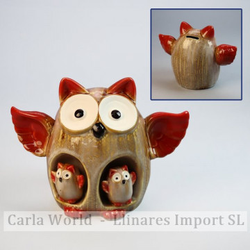 Piggy bank owls family. Red ceramic. 20x10x15cm.