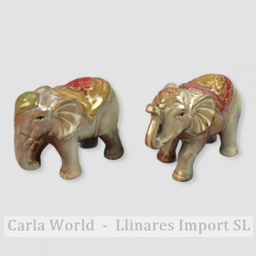 Elephant. Ceramics. Assorted models. 12x6x10cm.