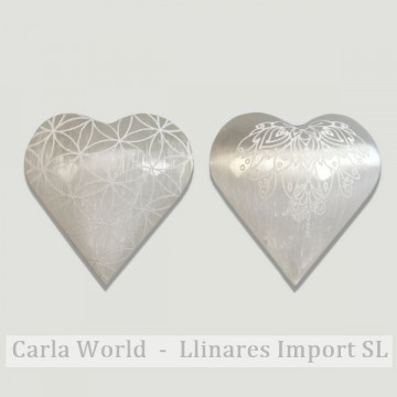 Selenite Engraved Heart. Assorted models. 8cm.