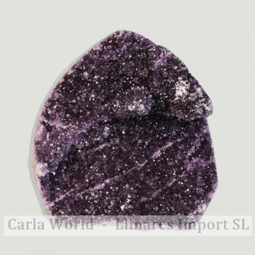 Extra Uruguay Amethyst with cut base. 2800-3200gr.