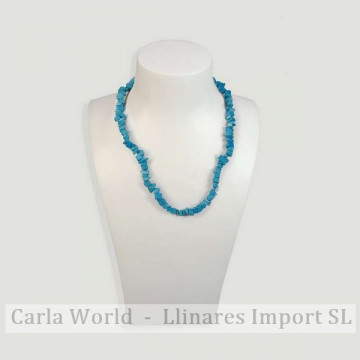 Gold clasp chip necklace. 40cm. Blue Howlite.