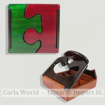Caja madera para accesorios.23x23x7cm